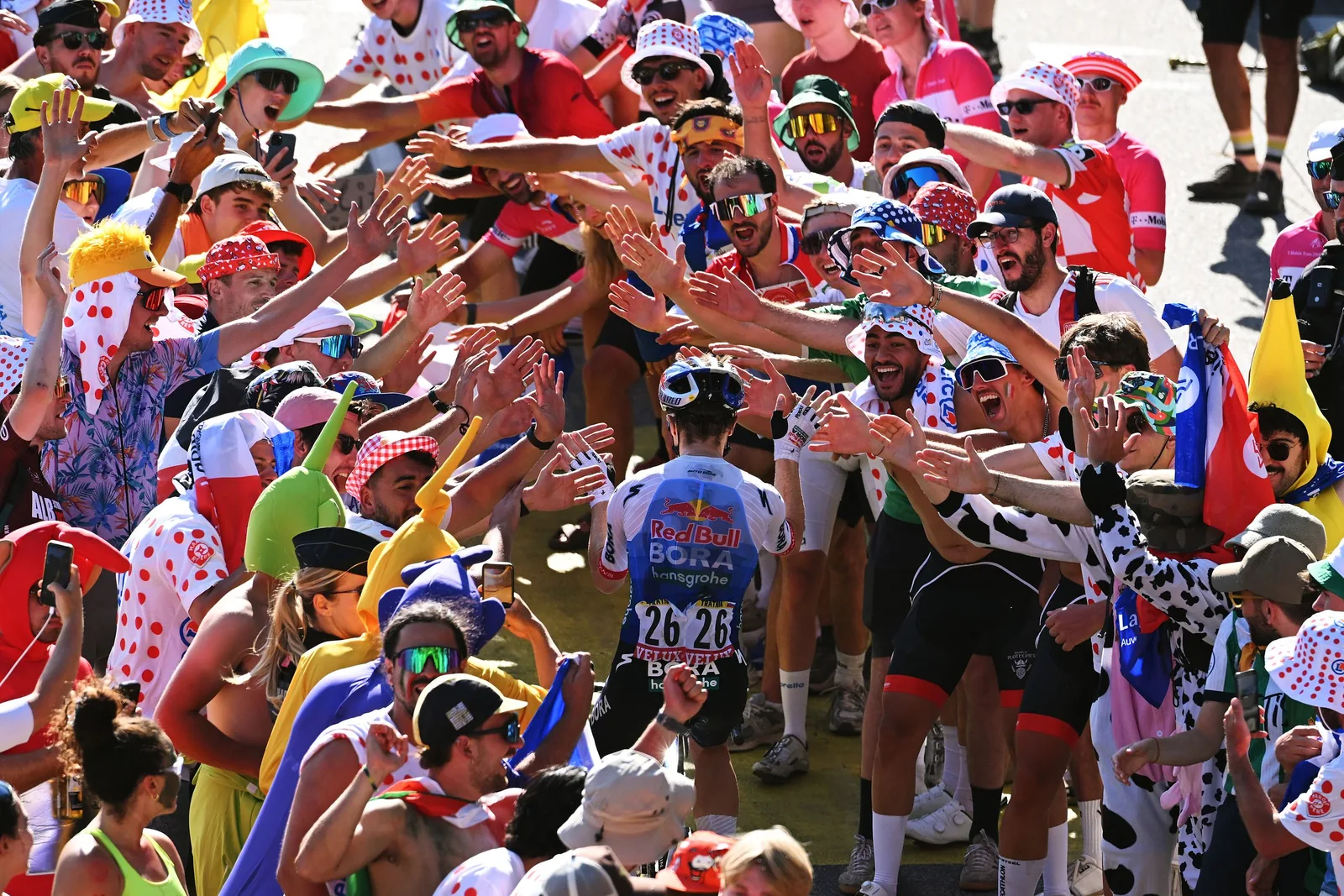 'What Tadej just did was pretty special' - Froome in awe of Pogacar after Alpe d'Huez heroics